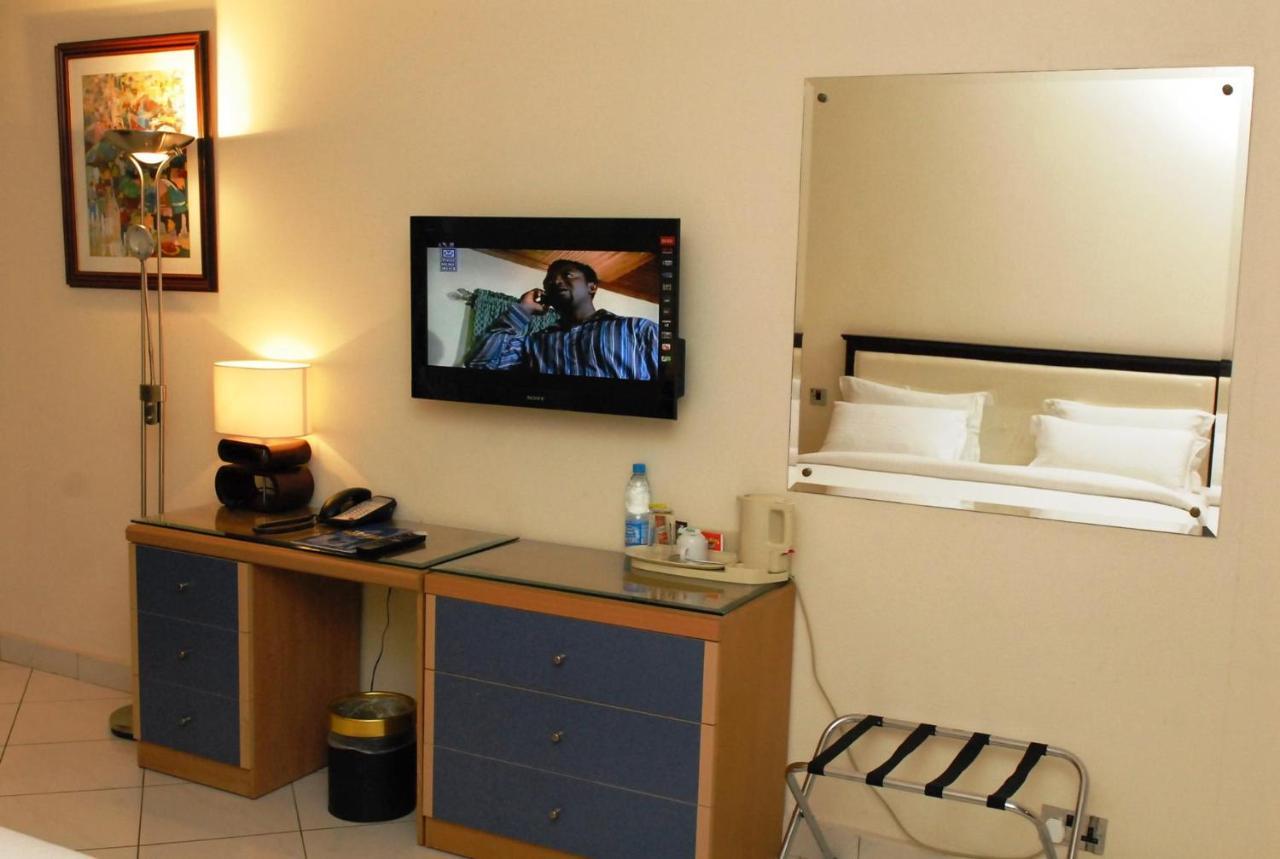 Golden Royale Hotel Enugu Exterior photo