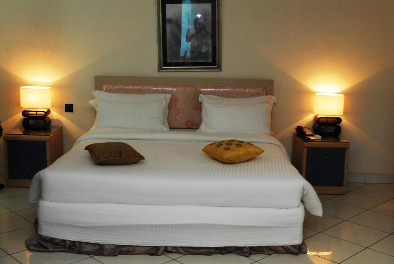 Golden Royale Hotel Enugu Exterior photo